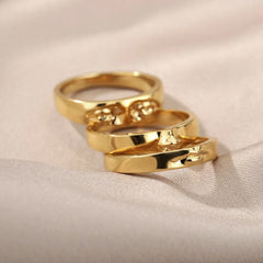 abstract face ring boogzel clothing