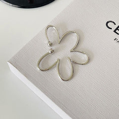 flower ear cuff boogzel clothing