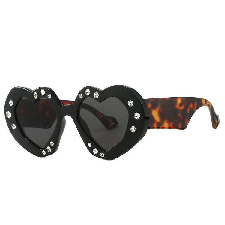 Heart-shaped-leopard-sunglasses with rhinestones - Boogzel Clothing