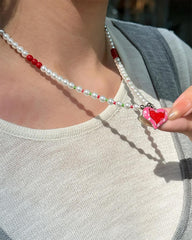 heart beaded necklace boogzel clothing