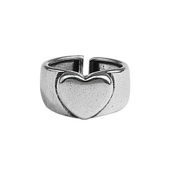 heart chunky ring boogzel clothing