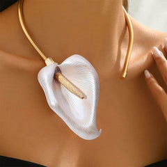 lily flower choker necklace boogzel clothing