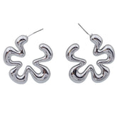 minimalist aesthetic flower earrings boogzel clothing