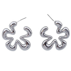 minimalist aesthetic flower earrings boogzel clothing