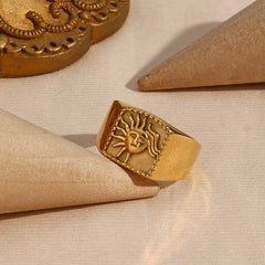 sun gold ring boogzel clothing