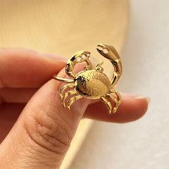 vintage style crab ring boogzel clothing