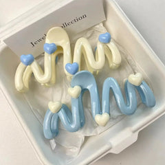 wave shaped hair claw boogzel clothing