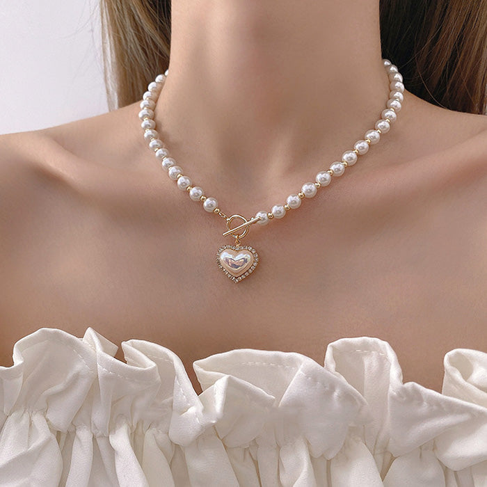 heart pearl necklace boogzel apparel