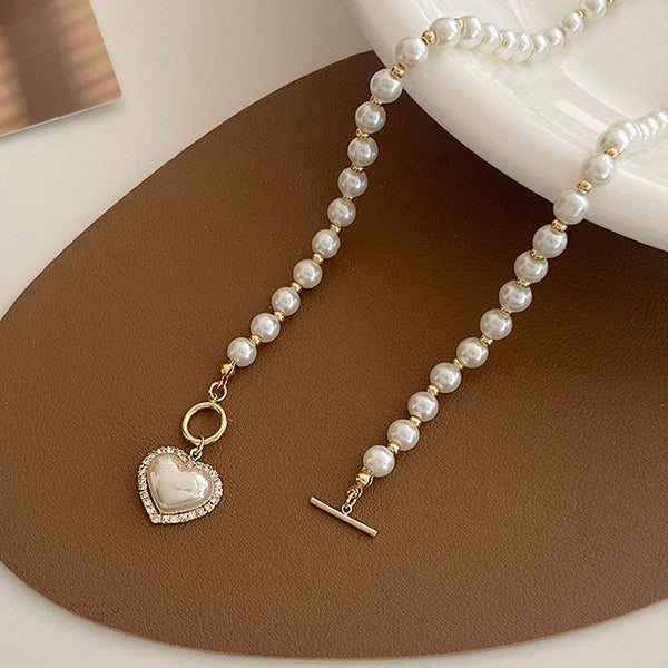 aesthetic heart pearl necklace boogzel apparel
