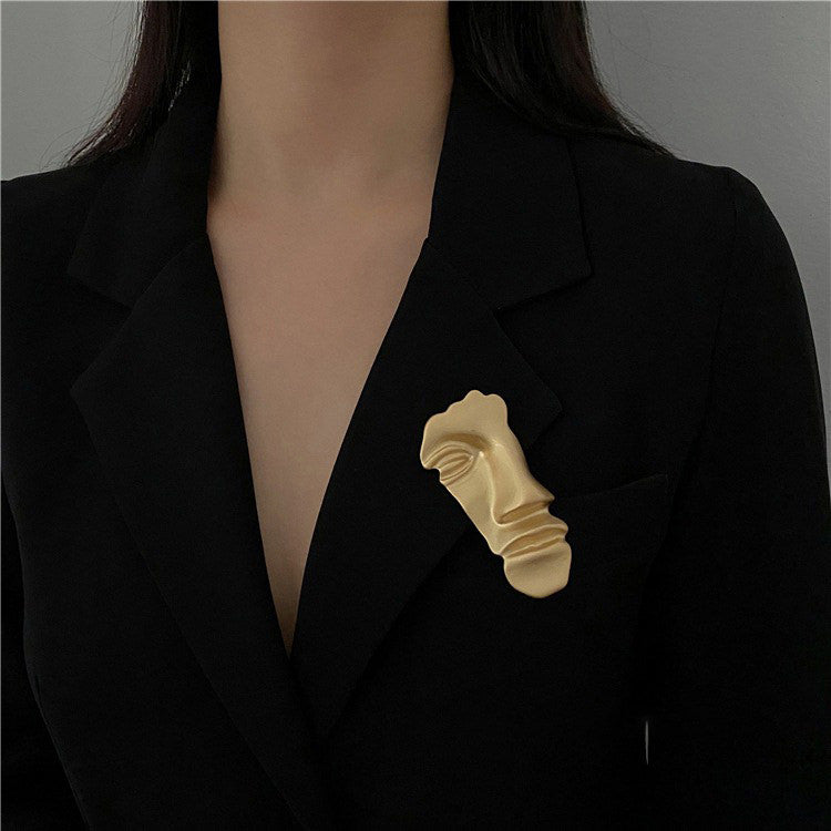 3d Artsy Face Vintage Aesthetic Brooch - Boogzel Clothing