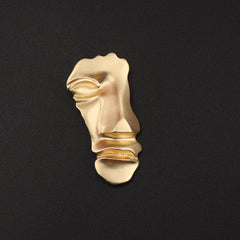 3d Artsy Face Vintage Aesthetic Brooch - Boogzel Clothing
