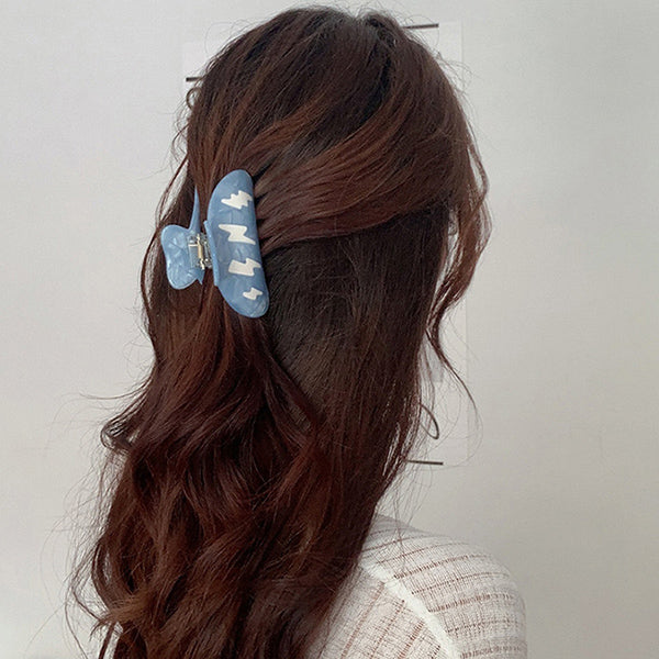 aesthetic hair claw boogzel apparel
