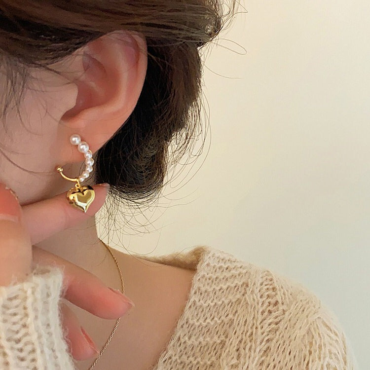 Coquette Aesthetic Heart Pearl Earrings  - Boogzel Clothing