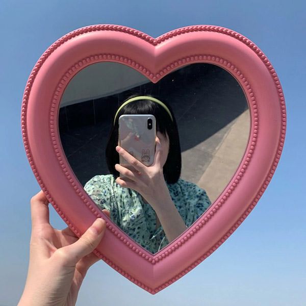 aesthetic heart mirror boogzel apparel