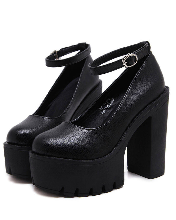 chunky Sandals black boogzel apparel