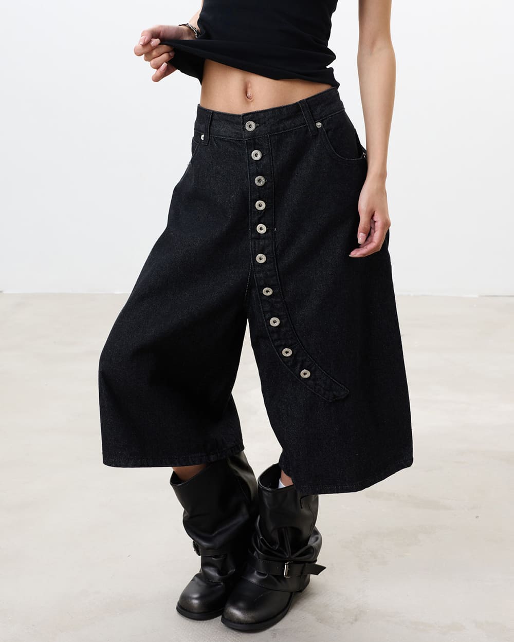 aesthetic high waist button shorts boogzel clothing