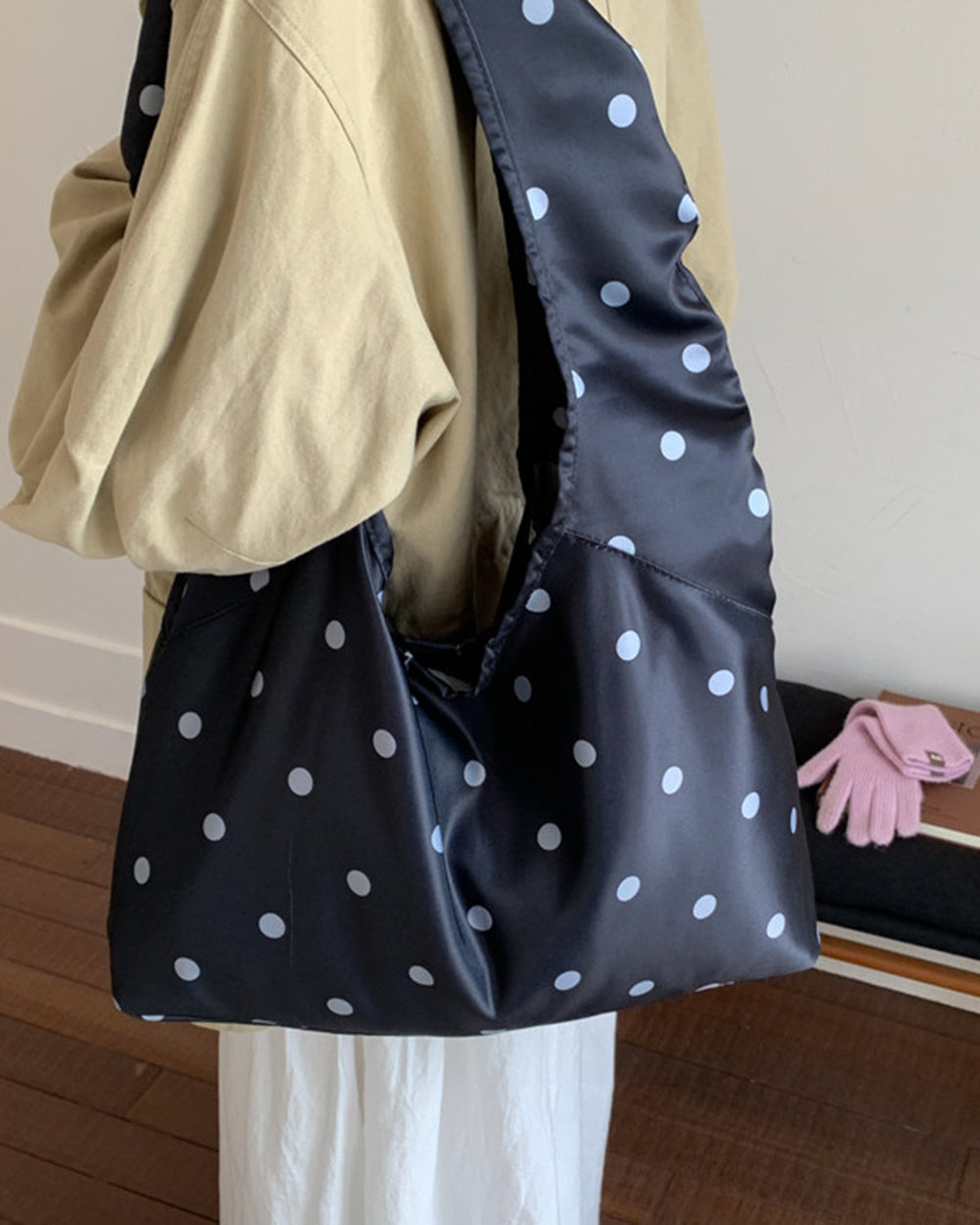 aesthetic polka dot shoulder bag boogzel clothing