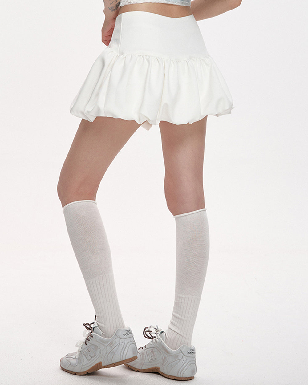 aesthetic white balloon skirt boogzel clothing