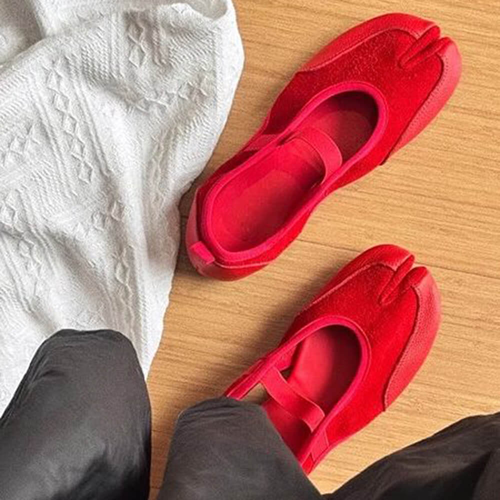red tabi ballet flats boogzel clothing