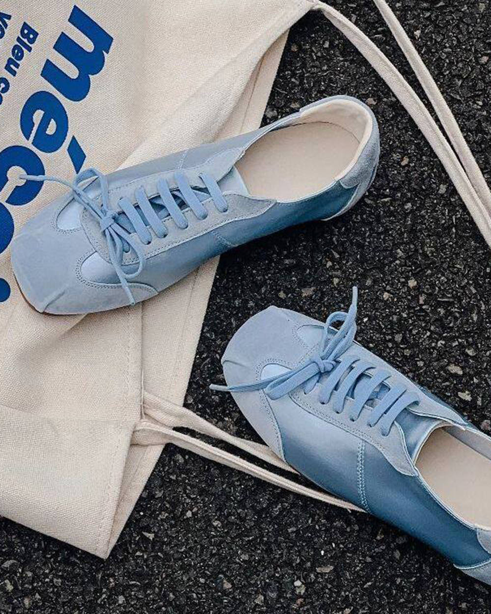 ballerina core bow sneakers boogzel clothing