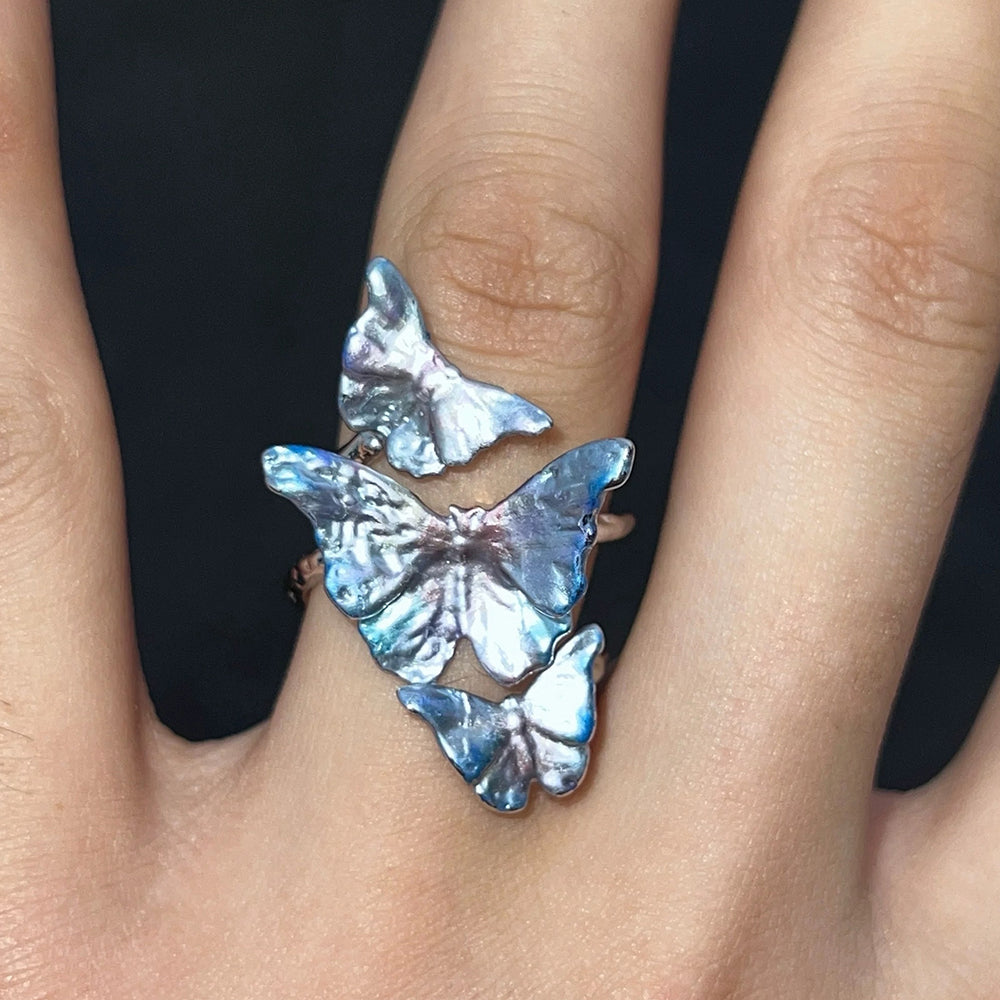butterfly iridescent ring boogzel clothing