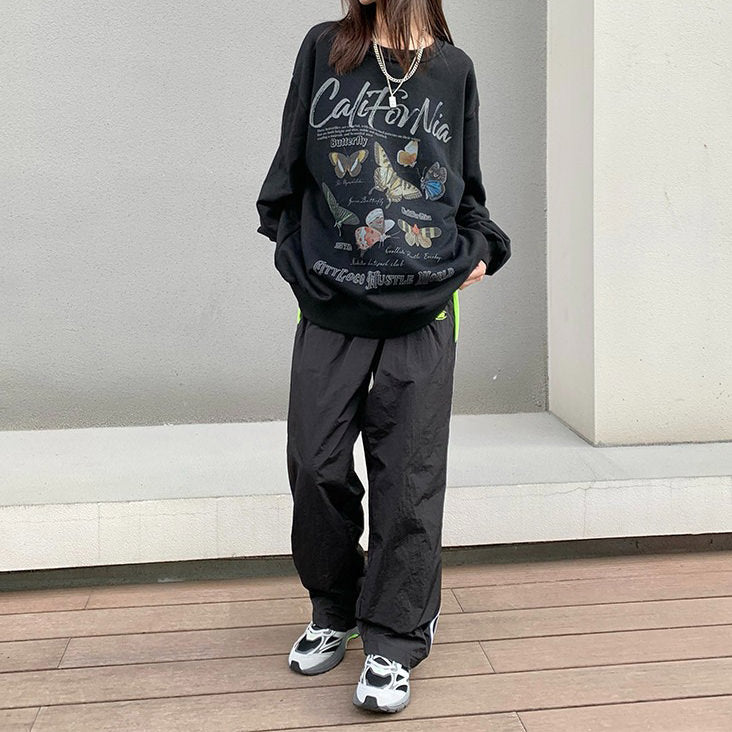 Butterfly Print vintage Sweatshirt - Boogzel Clothing