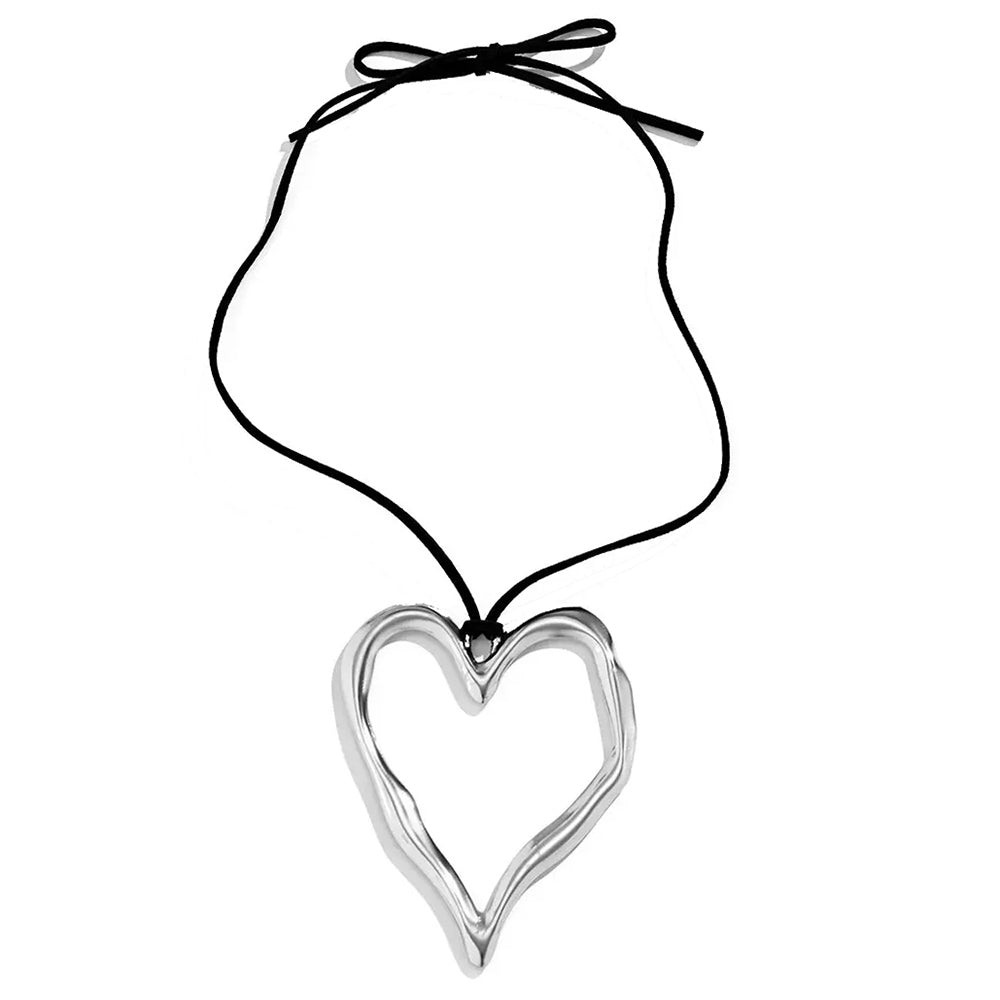 chunky heart necklace boogzel