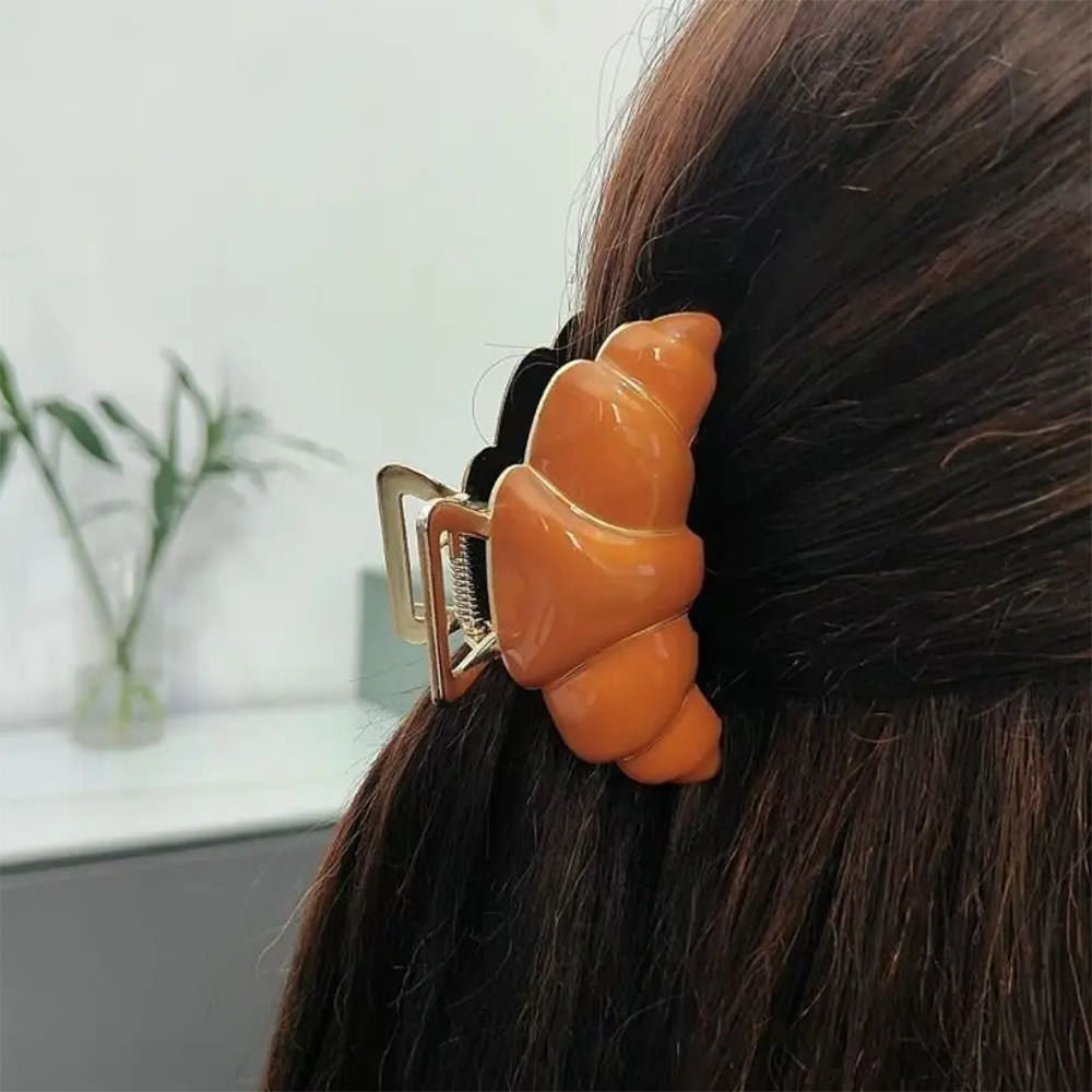croissant hair claw boogzel clothing