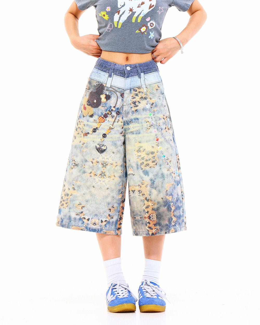cute chain print denim shorts boogzel clothing