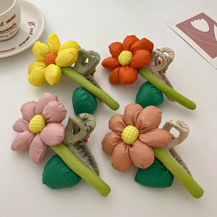 Flower Shaped Hair Claw boogzel apparel