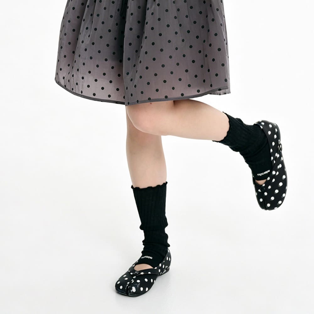 french girl polka dot tabi ballet flats boogzel clothing