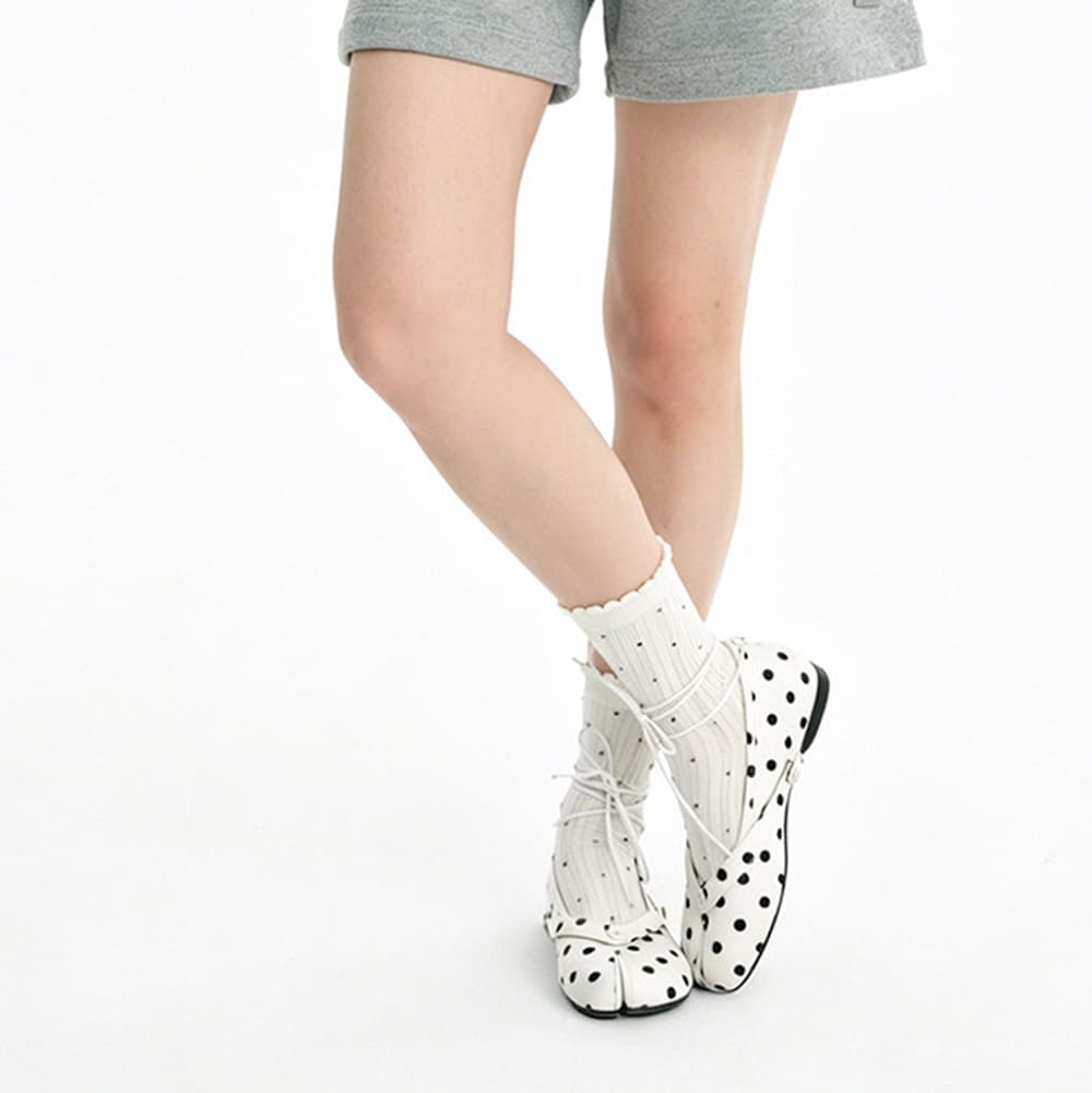 french girl polka dot tabi ballet flats boogzel clothing