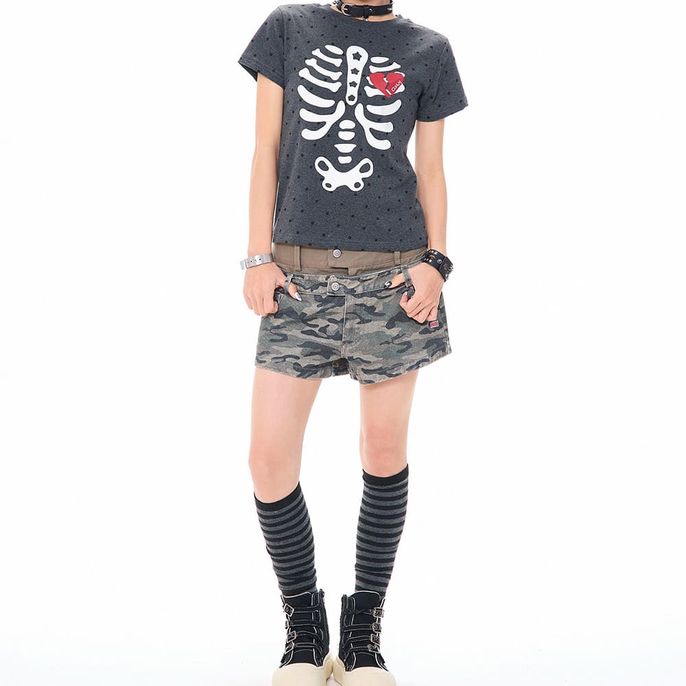grunge skeleton heart print t-shirt boogzel clothing