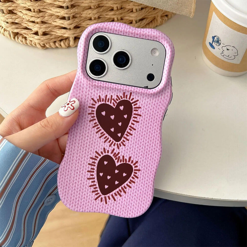heart print aesthetic iphone case boogzel clothing