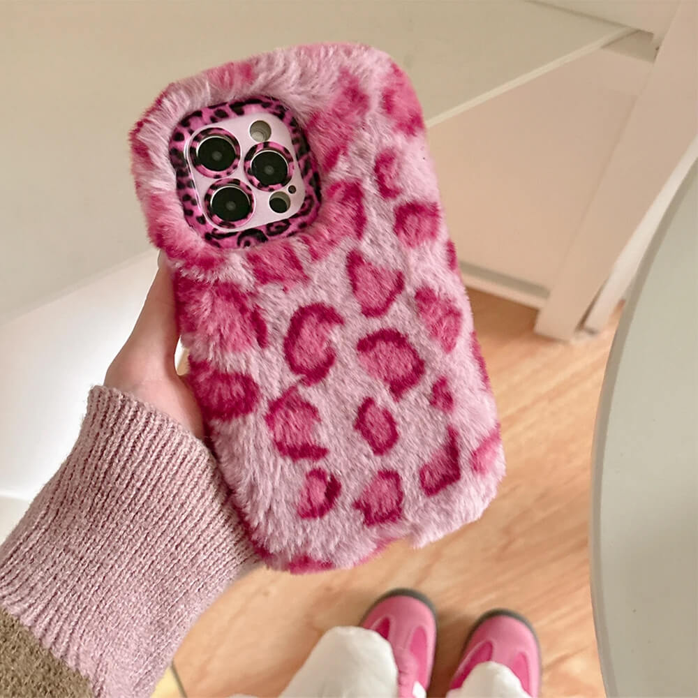 leopard fluffy iphone case boogzel clothing