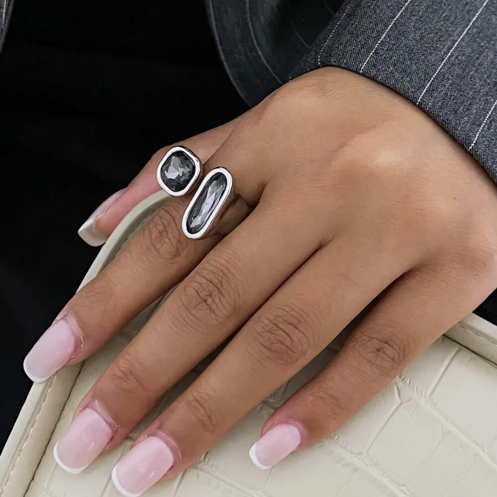 minimalist aesthetic silver ring set boogzel clothing