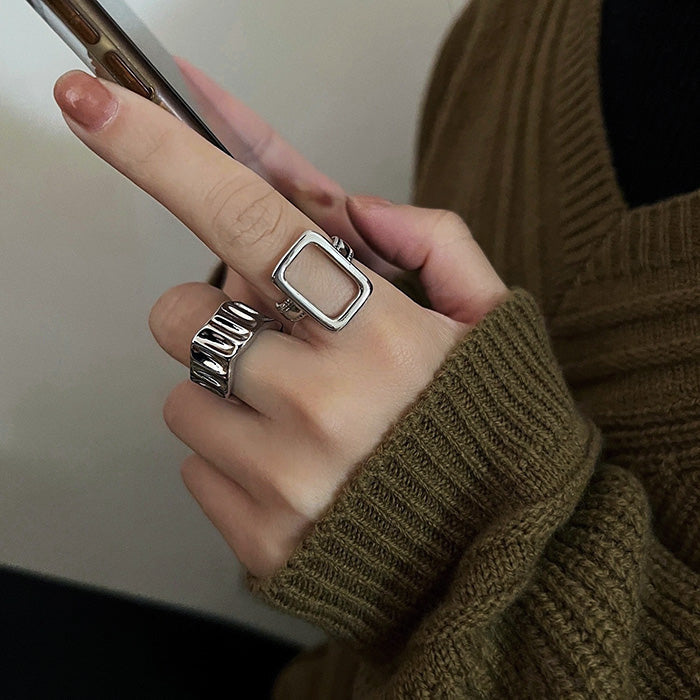 minimalist aesthetic ring set boogzel clothing