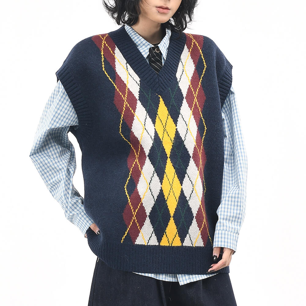 oversized argyle v-neck grandpa knit vest boogzel clothing