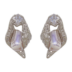 Pure Flirting Pearl Earrings - aesthetic ewelry - boogzel clothing
