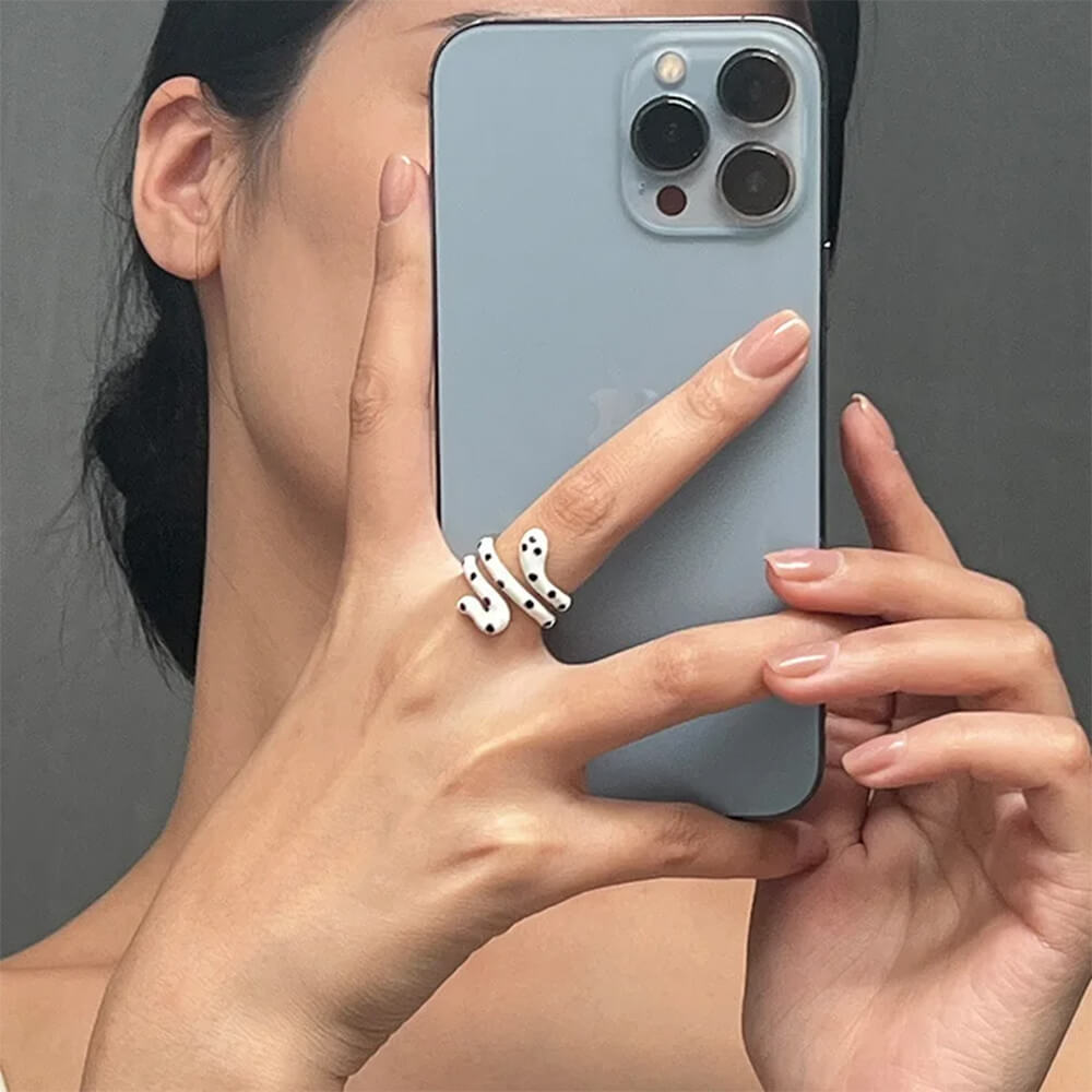 polka dot snake ring boogzel clothing