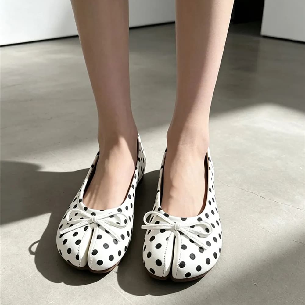 polka dot tabi ballet flats boogzel clothing