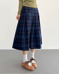 preppy style plaid pleated midi skirt boogzel clothing