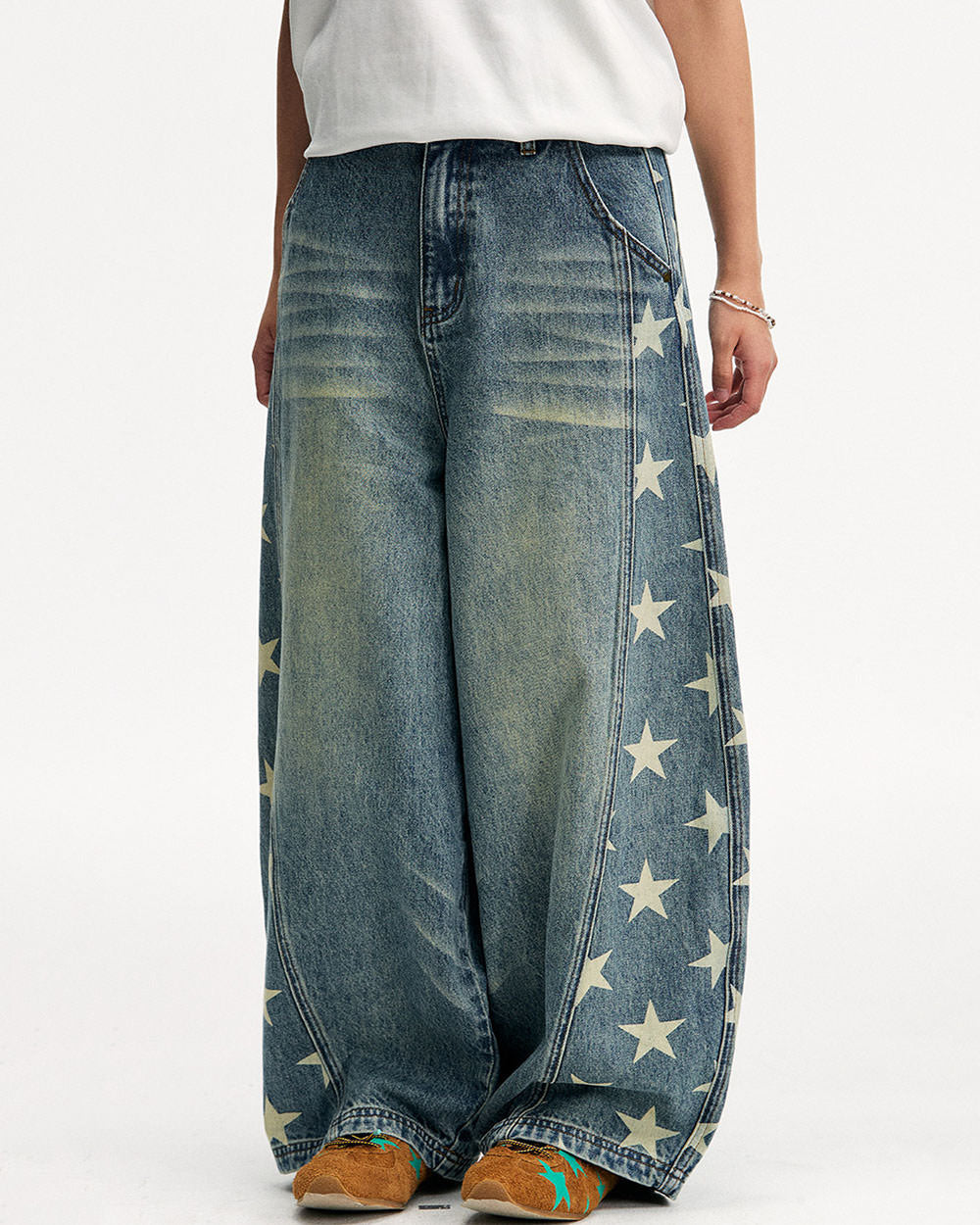 star print barrel jeans boogzel clothing