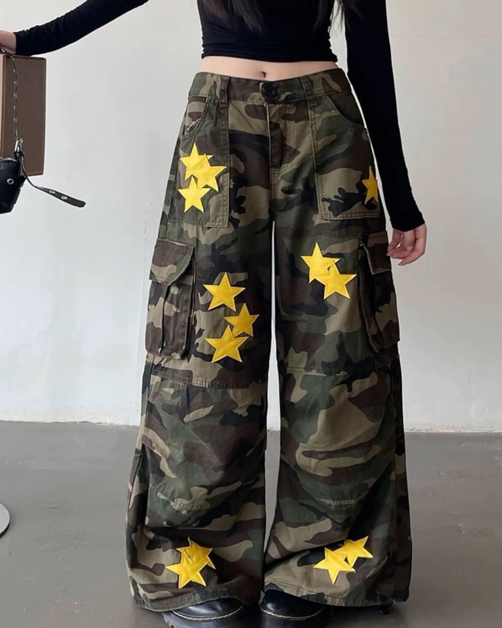 star patch camo cargo pants boogzel clothing