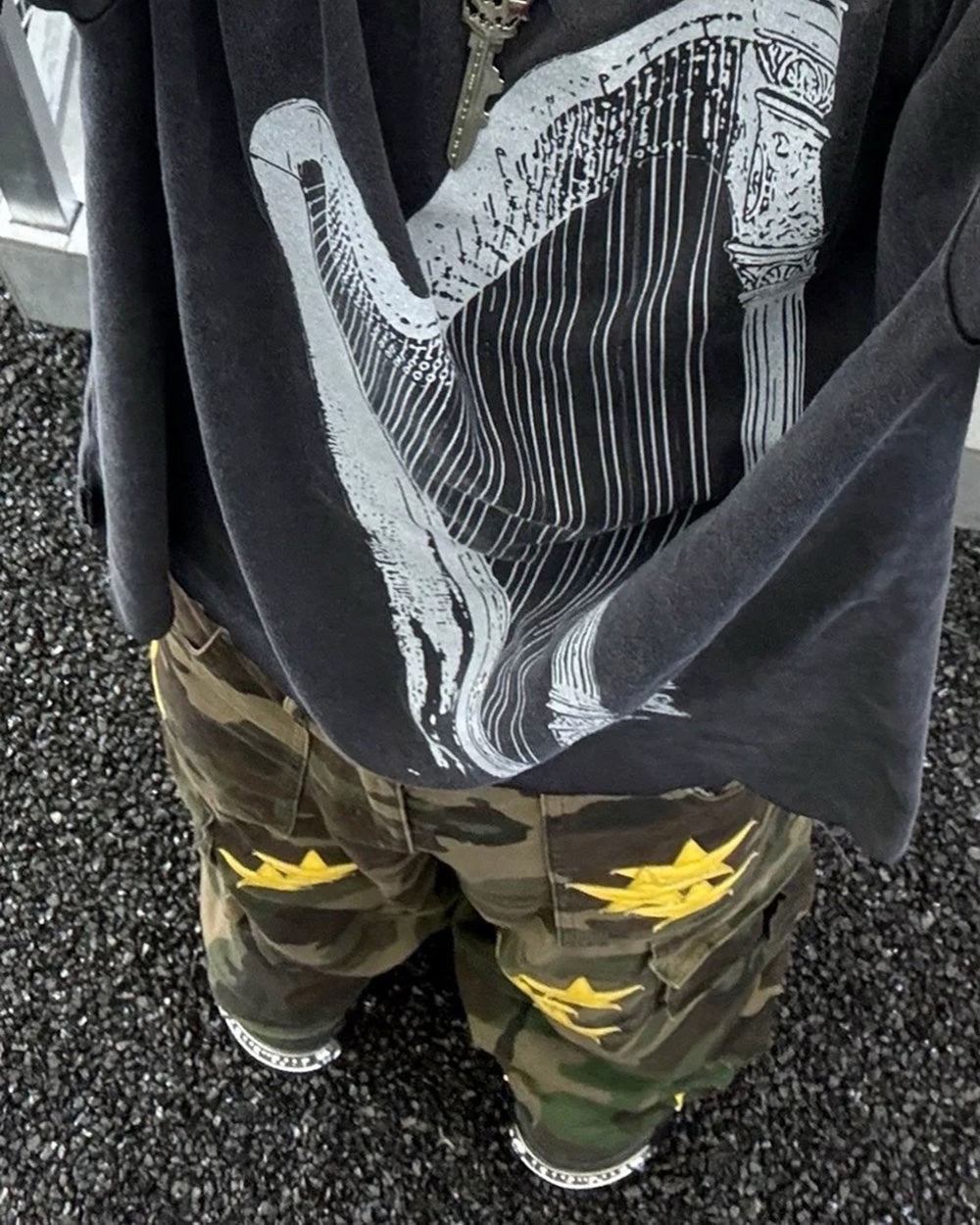 star patch camo cargo pants boogzel clothing