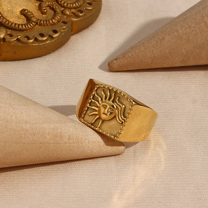 sun gold ring boogzel clothing