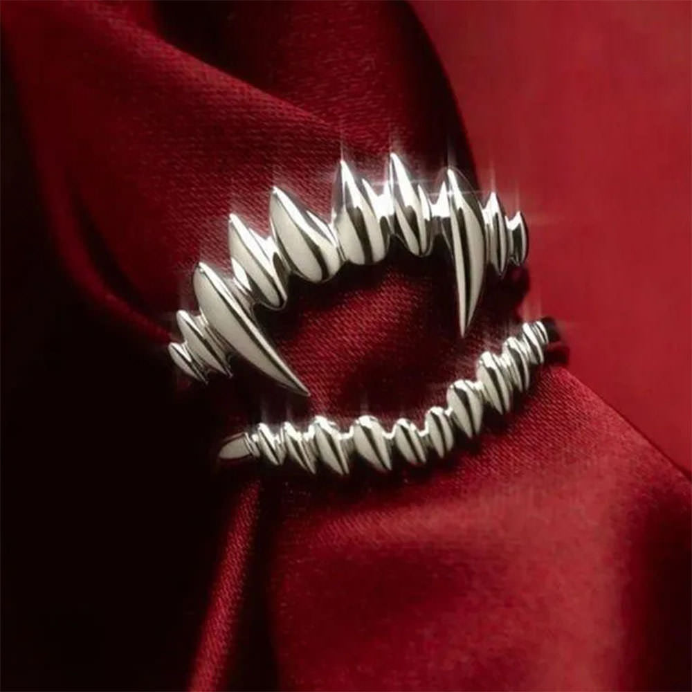 vampire teeth ring boogzel clothing