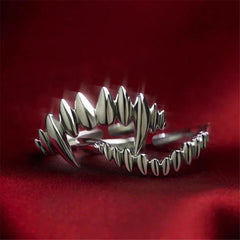 vampire teeth ring boogzel clothing