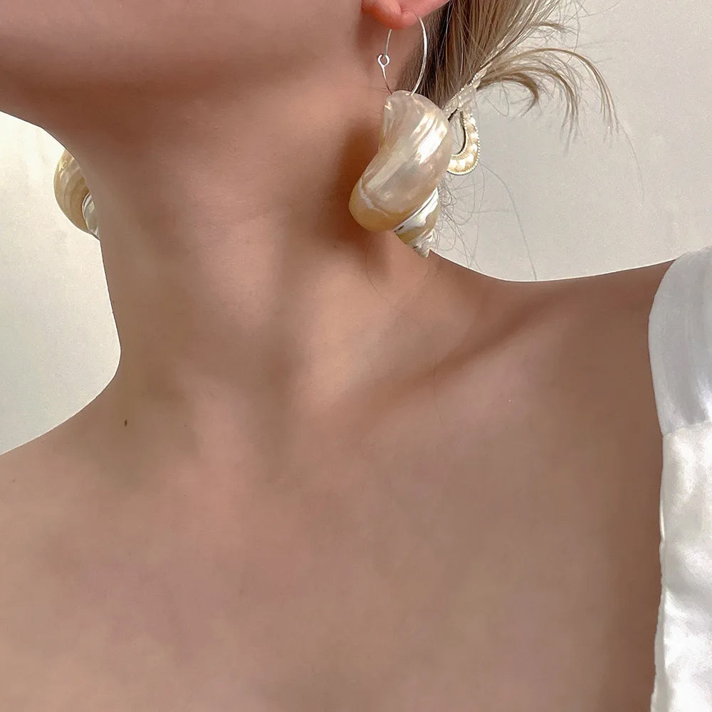 vintage style seashell earrings boogzel clothing