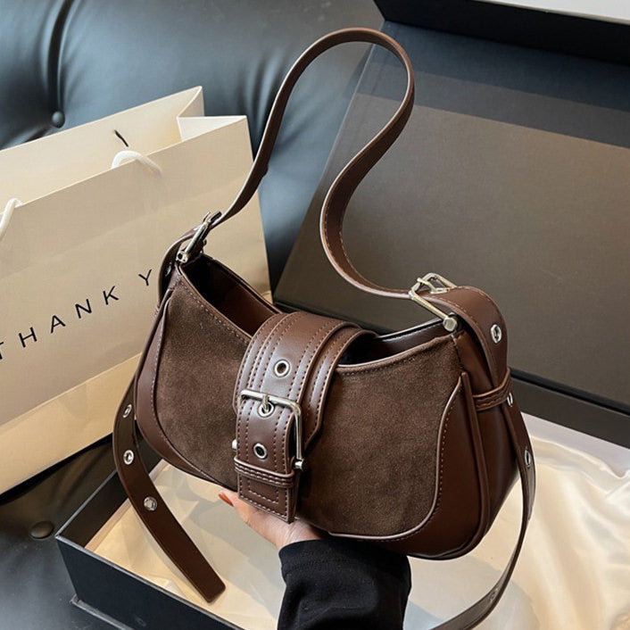 brown y2k aesthetic baguette bag boogzel clothing
